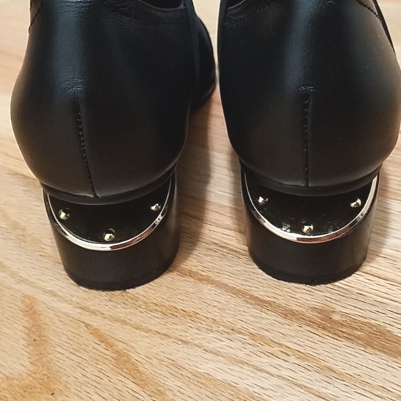 Choies Black Cap Toe Shoes Size 7 - Picture 2 of 4
